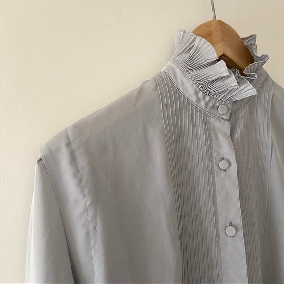 Vintage 80s Ruffle Collar Blouse - Picture 2 of 7